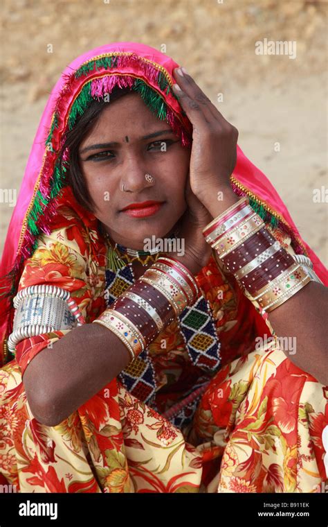 18,169 Rajasthani Woman Stock Photos & High